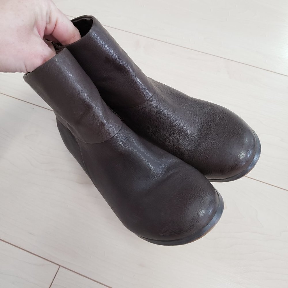 Quad Comfort by Denver Hayes Leather Ankle Booties Stacked Heel Sz 7 Brown - Picture 6 of 11